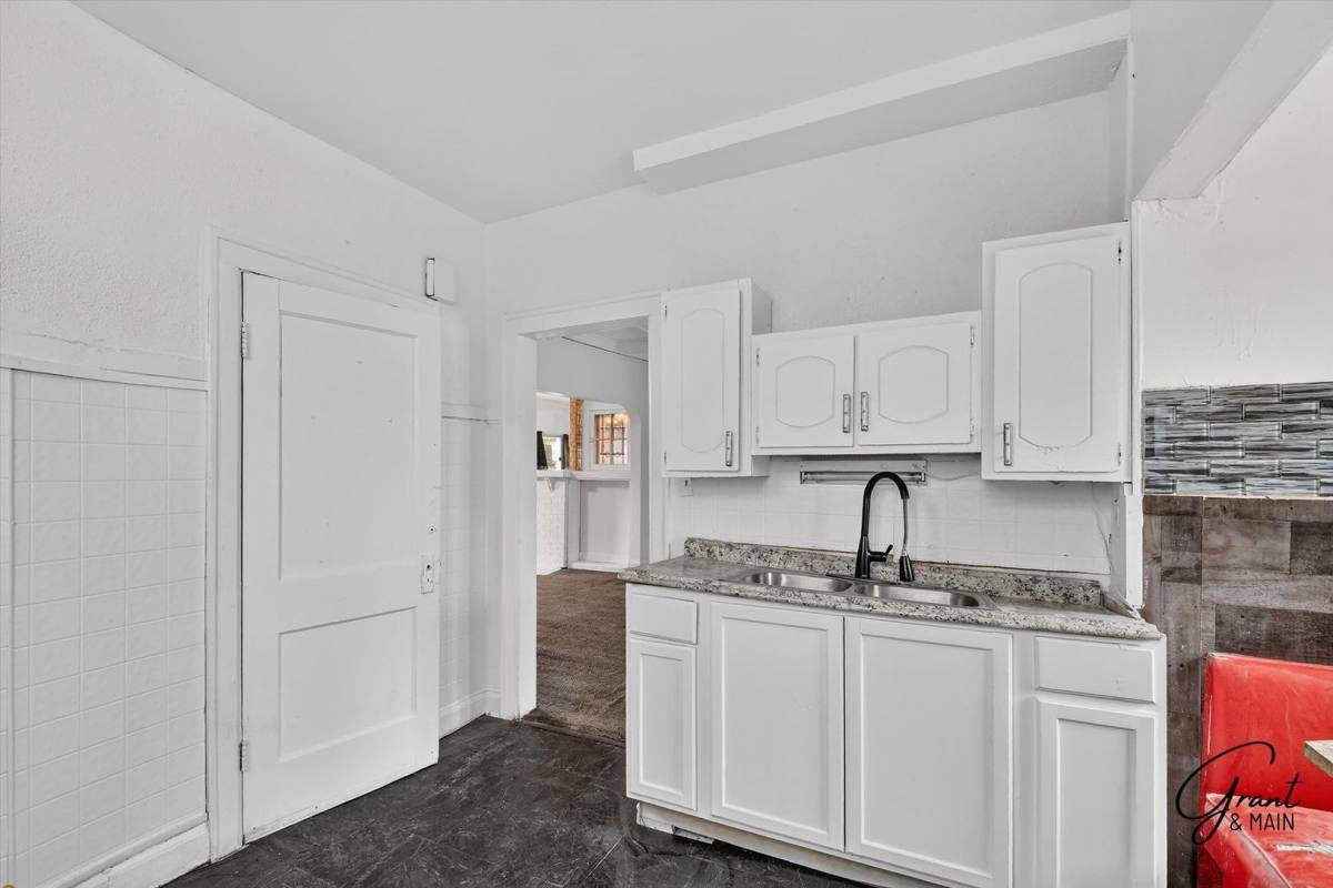 House for rent at 2685 Clairmount, Detroit, MI 48206