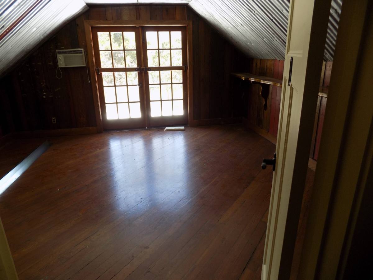 Apartment for rent at 740 W Foothill Blvd, San Luis Obispo, CA 93401