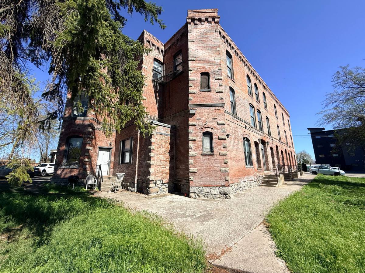 Apartment for rent at 1412 N Post, Spokane, WA 99201