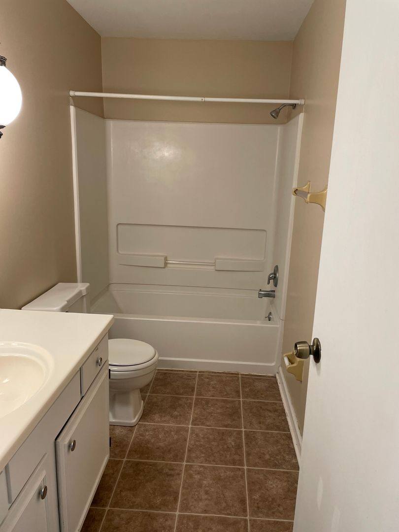 Apartment for rent at 1306 Black Forest Dr, Dayton, OH 45449