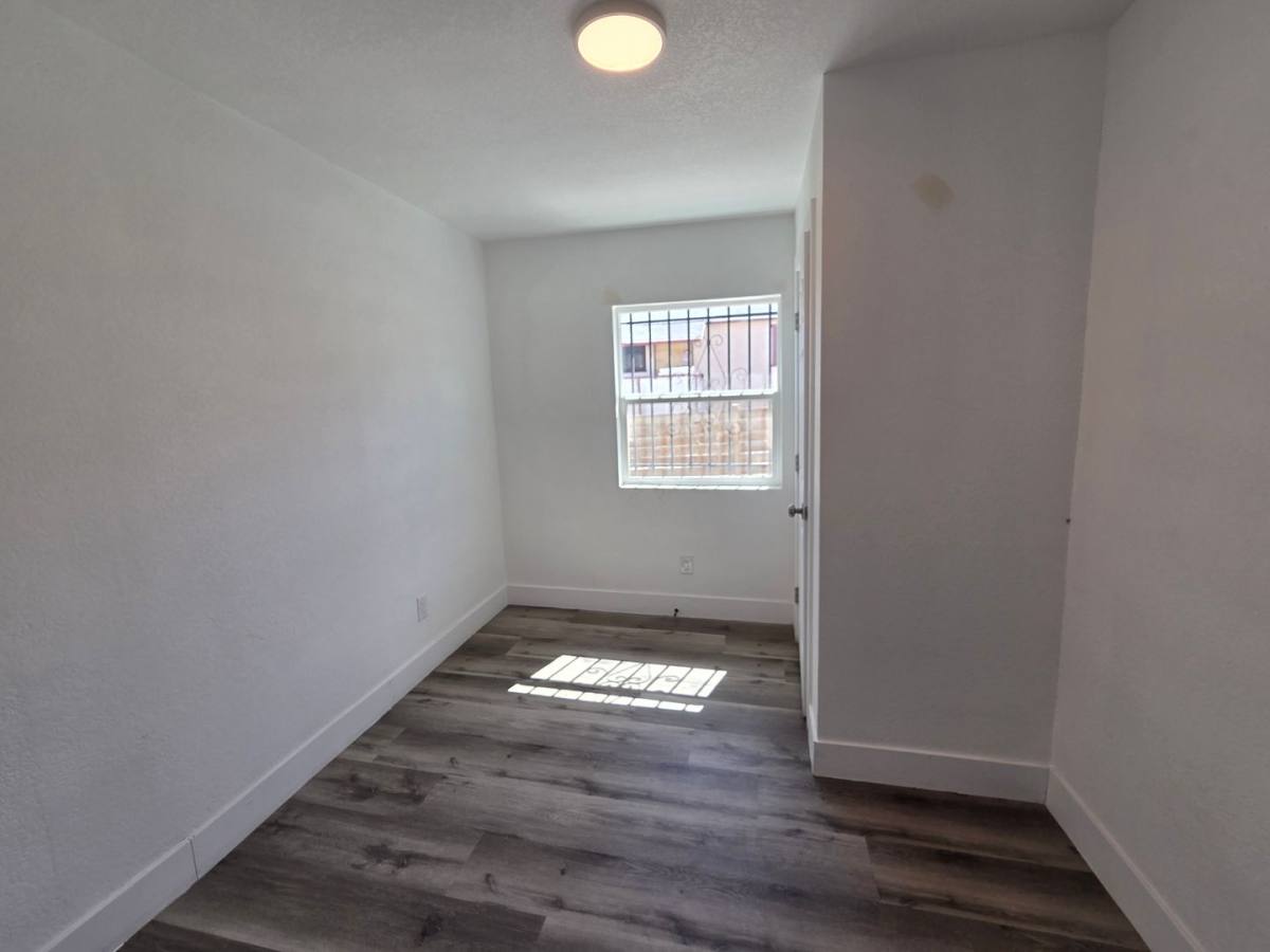 Apartment for rent at 320 N 10th St, Las Vegas, NV 89101