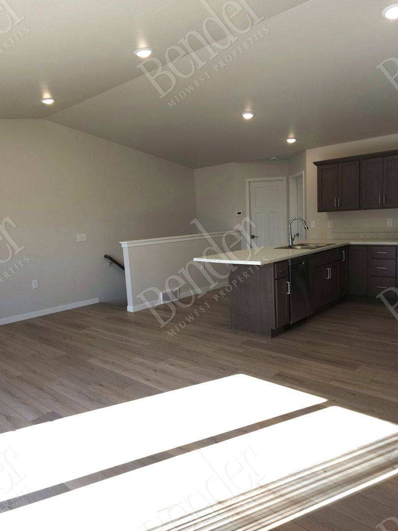 Townhouse for rent at 8600 W Orcutt St, Sioux Falls, SD 57106