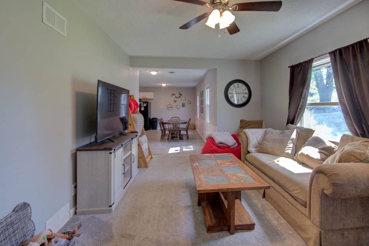 House for rent at 4344 9th St, East Moline, IL 61244