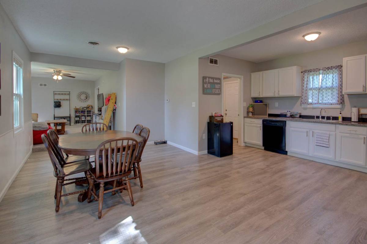 House for rent at 4344 9th St, East Moline, IL 61244