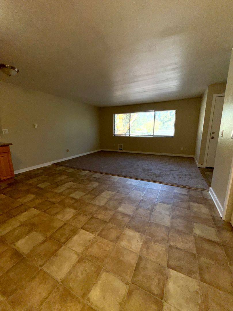 Townhouse for rent at 12505-12511 98th Ave Court SW, Lakewood, WA 98498