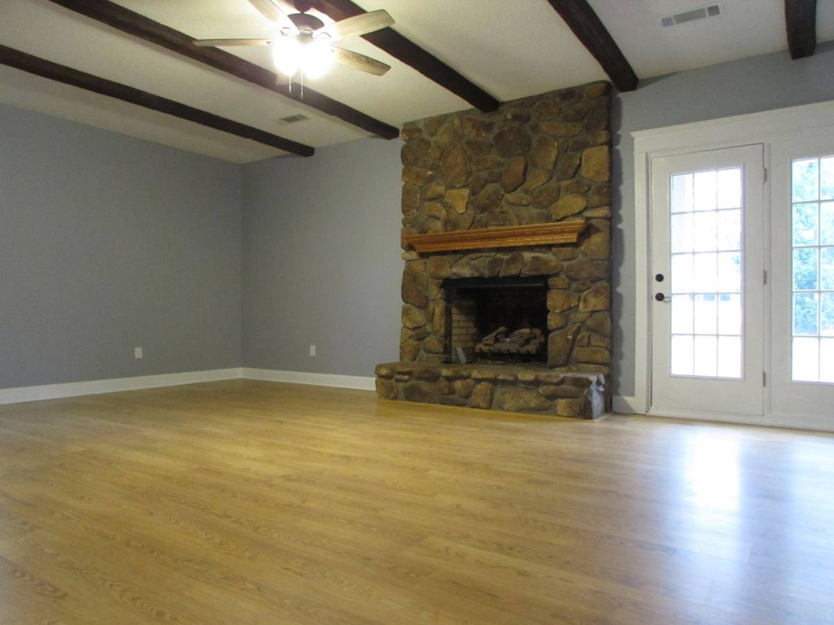 2725 Sloop Rd, Mount Ulla, NC 28125 - House for Rent - Image 4
