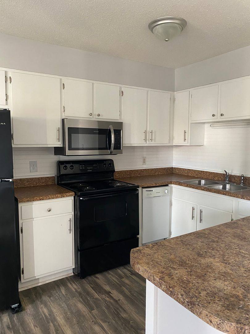Condo for rent at 1436 Harbour Dr, Wilmington, NC 28401