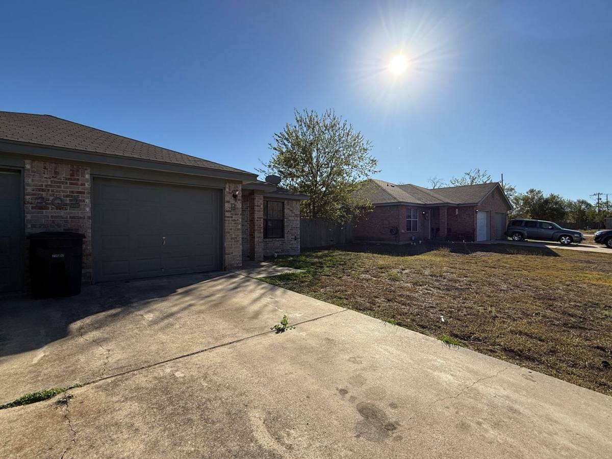 Apartment for rent at 202 Castellon Court, Killeen, TX 76542