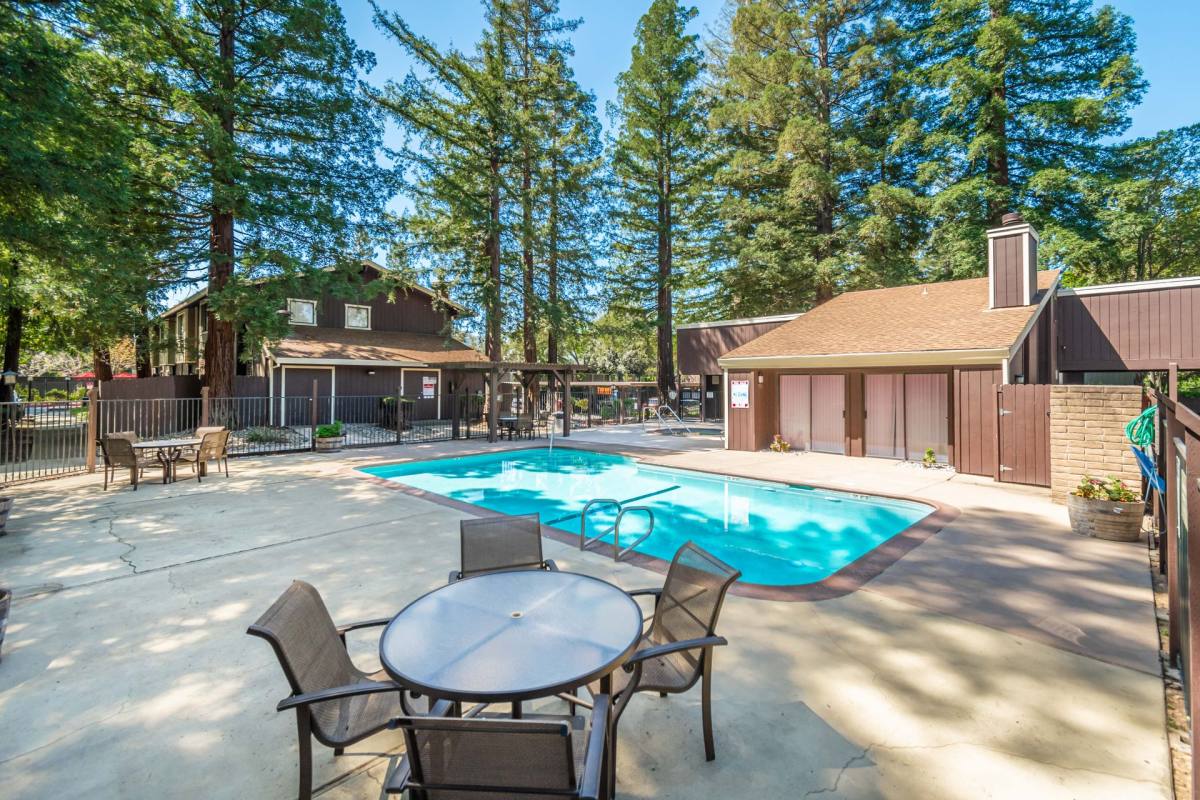 Apartment for rent at 1000 Fulton Ave, Sacramento, CA 95825