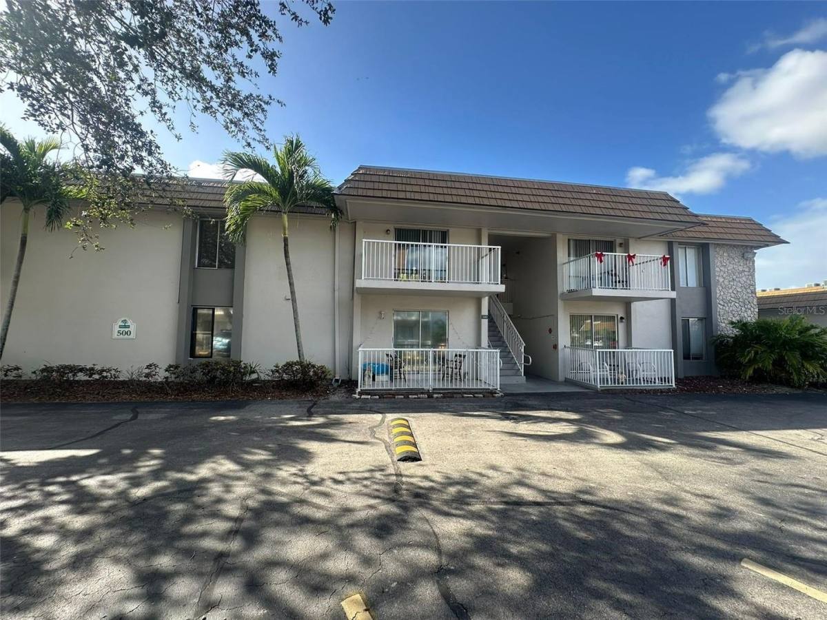 Apartment for rent at 1840 Maravilla Ave, Fort Myers, FL 33901