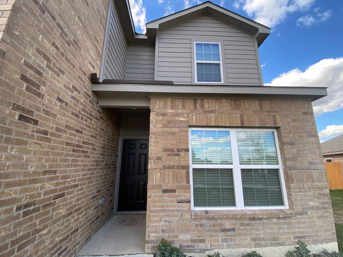 House for rent at 105 Brunswick Lane, Jarrell, TX 76537