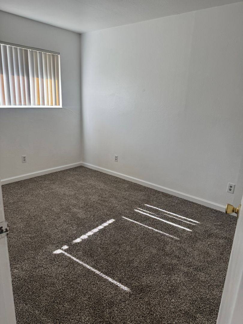 Apartment for rent at 1521 E 8th St, Davis, CA 95616