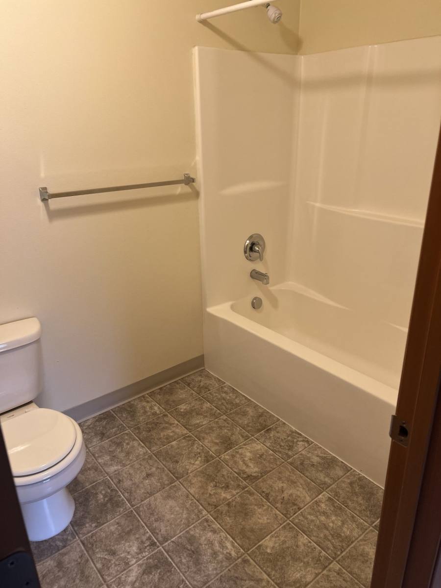 Apartment for rent at 10108 E Appleway Ave, Veradale, WA 99037