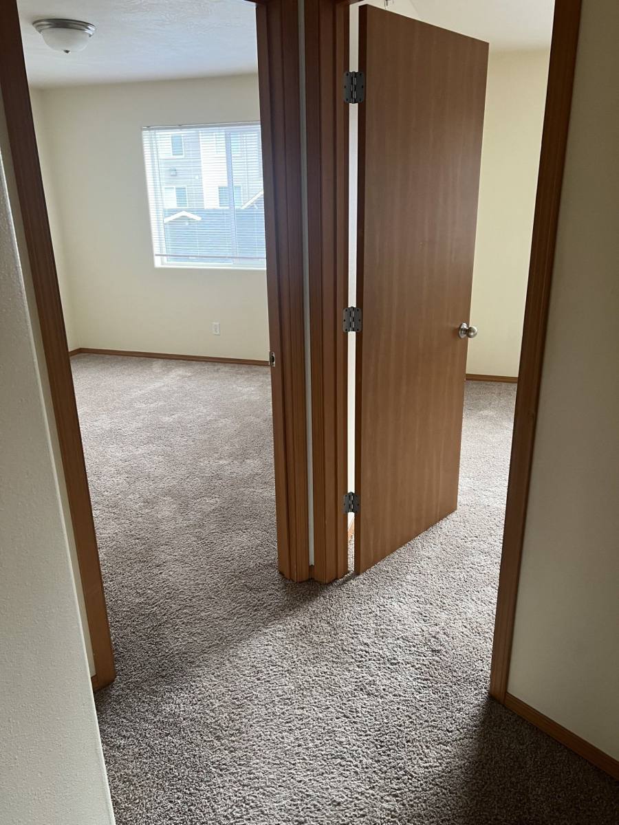 Apartment for rent at 10108 E Appleway Ave, Veradale, WA 99037