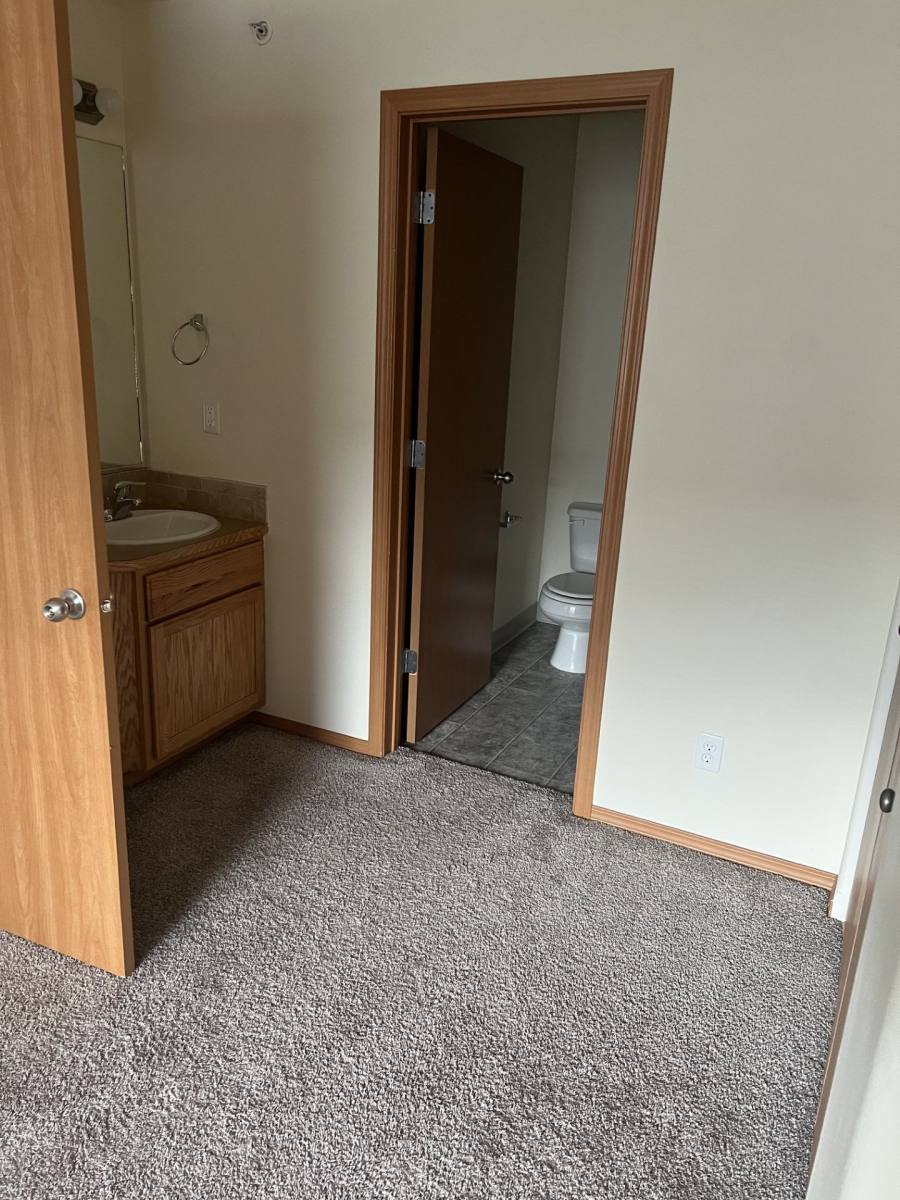 Apartment for rent at 10108 E Appleway Ave, Veradale, WA 99037