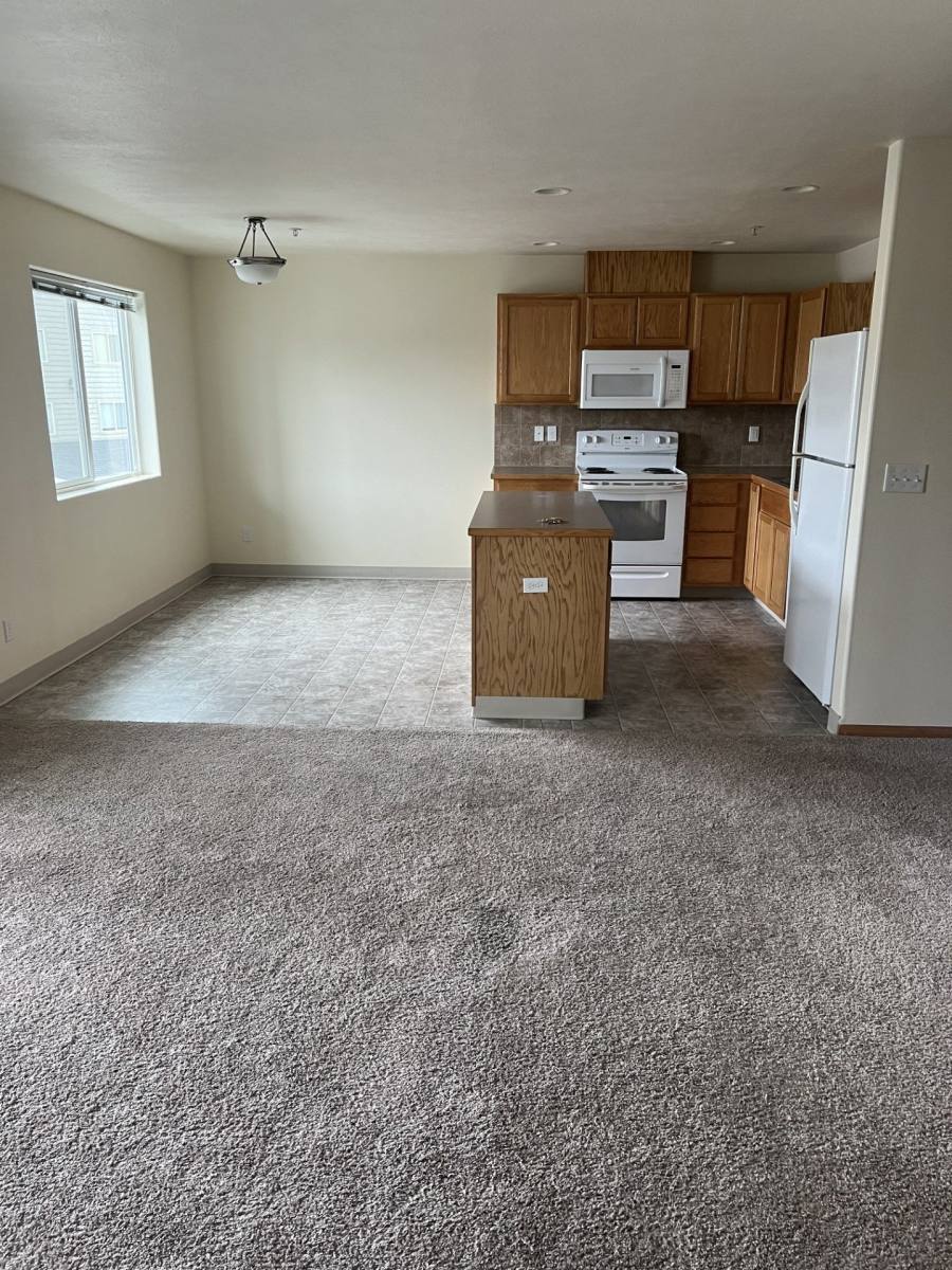 Apartment for rent at 10108 E Appleway Ave, Veradale, WA 99037