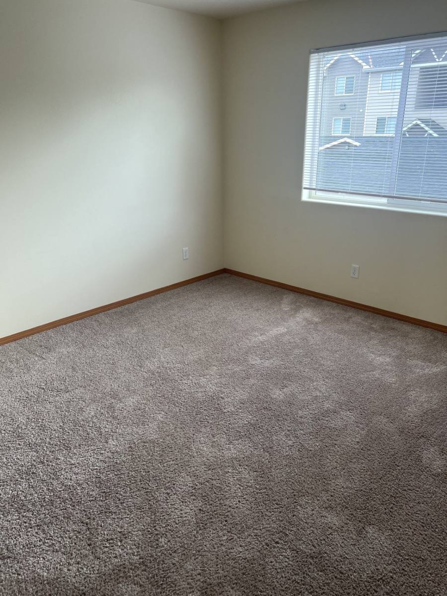 Apartment for rent at 10108 E Appleway Ave, Veradale, WA 99037