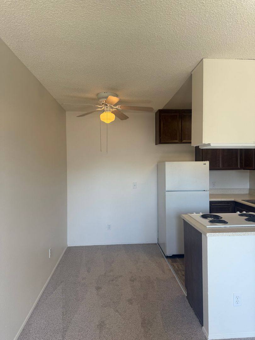Apartment for rent at 6106 Beadnell Way, San Diego, CA 92117