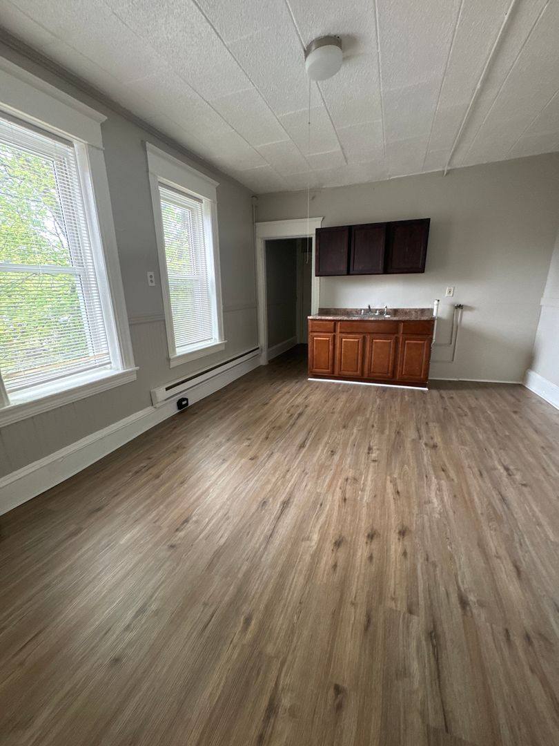 Apartment for rent at 18-22 St Jerome Ave, Holyoke, MA 01040