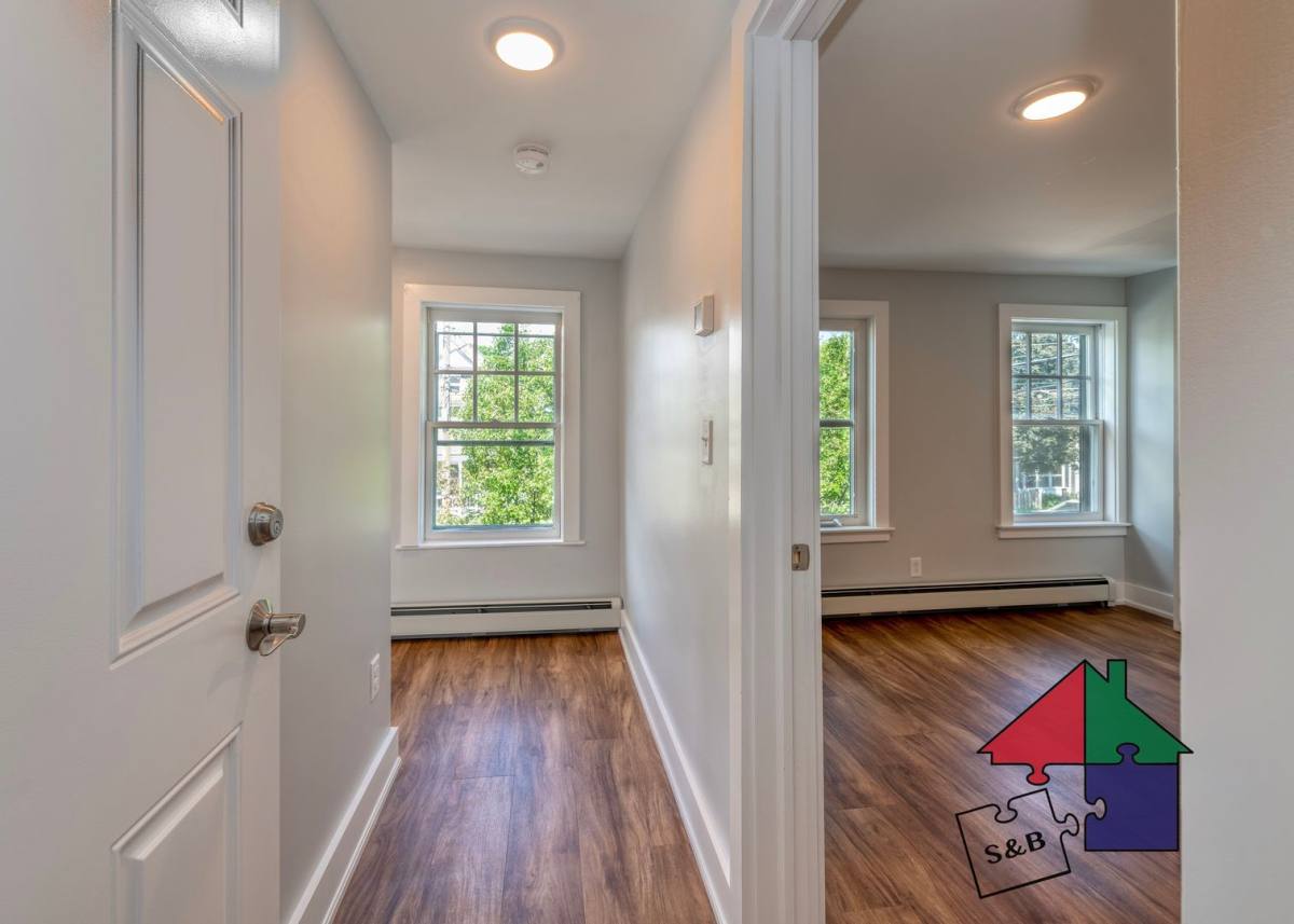 Apartment for rent at 166 N Winooski Ave, Burlington, VT 05401
