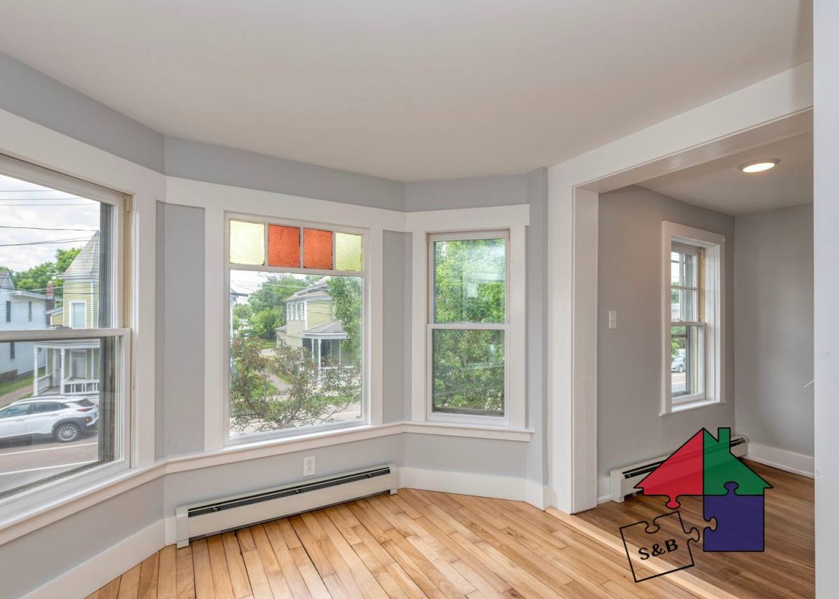Apartment for rent at 166 N Winooski Ave, Burlington, VT 05401