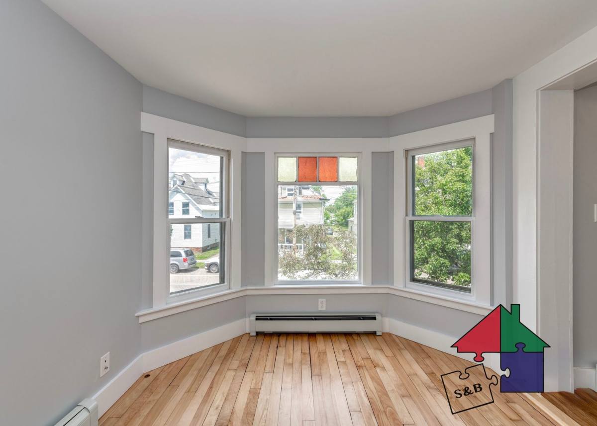Apartment for rent at 166 N Winooski Ave, Burlington, VT 05401