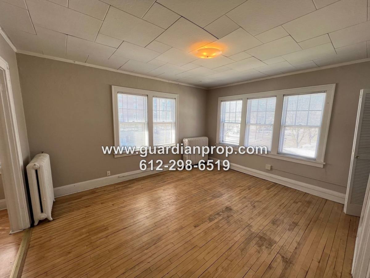 Apartment for rent at 2057 Cxl 7 31 26 Laurel Ave, Saint Paul, MN 55104