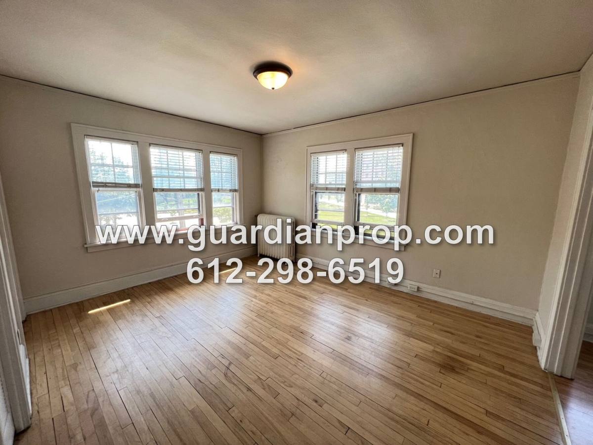 Apartment for rent at 2057 Cxl 7 31 26 Laurel Ave, Saint Paul, MN 55104