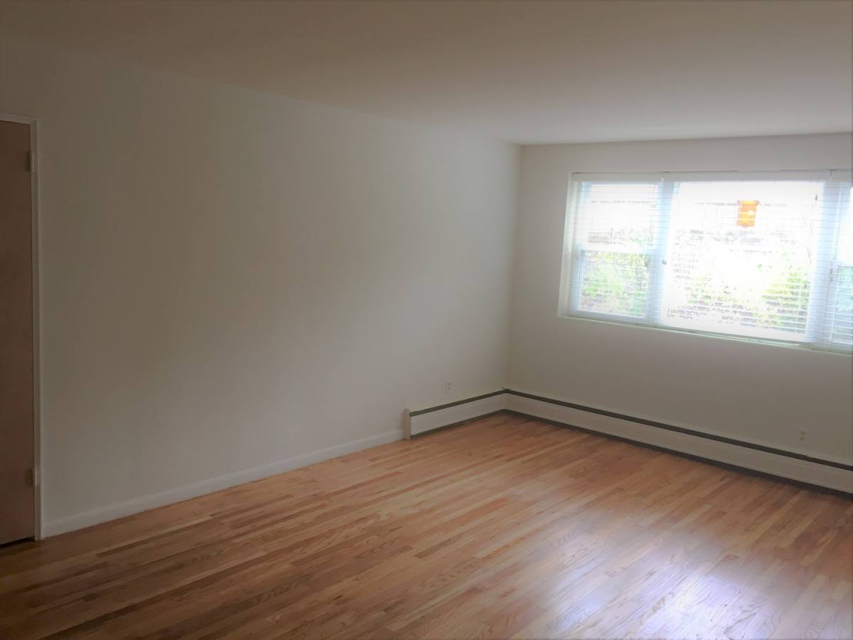 Apartment for rent at 1621 Old York Rd, Abington, PA 19001