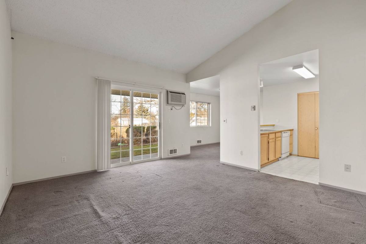 Apartment for rent at 12002 E Valleyway Ave, Spokane, WA 99206