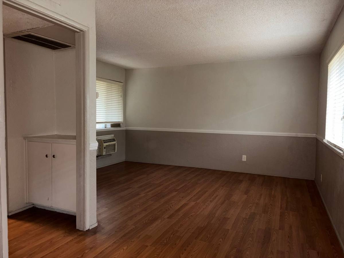 Apartment for rent at 2610 X St, Sacramento, CA 95818