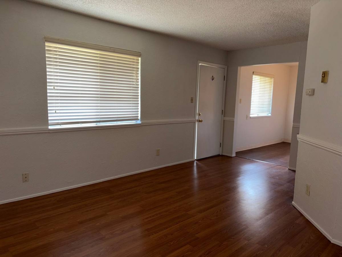 Apartment for rent at 2610 X St, Sacramento, CA 95818