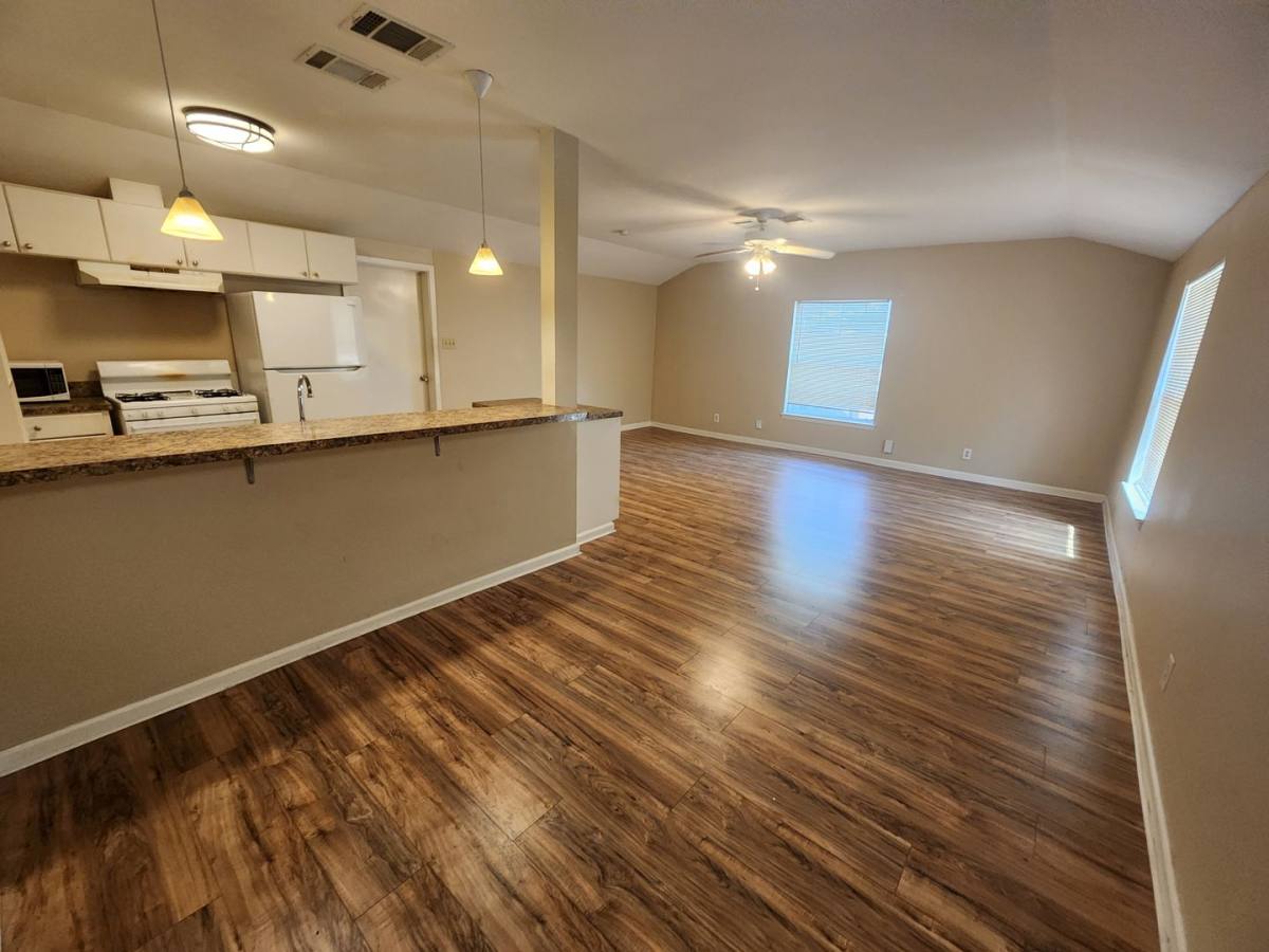Townhouse for rent at 608 1 2 Genard St #A, Austin, TX 78751