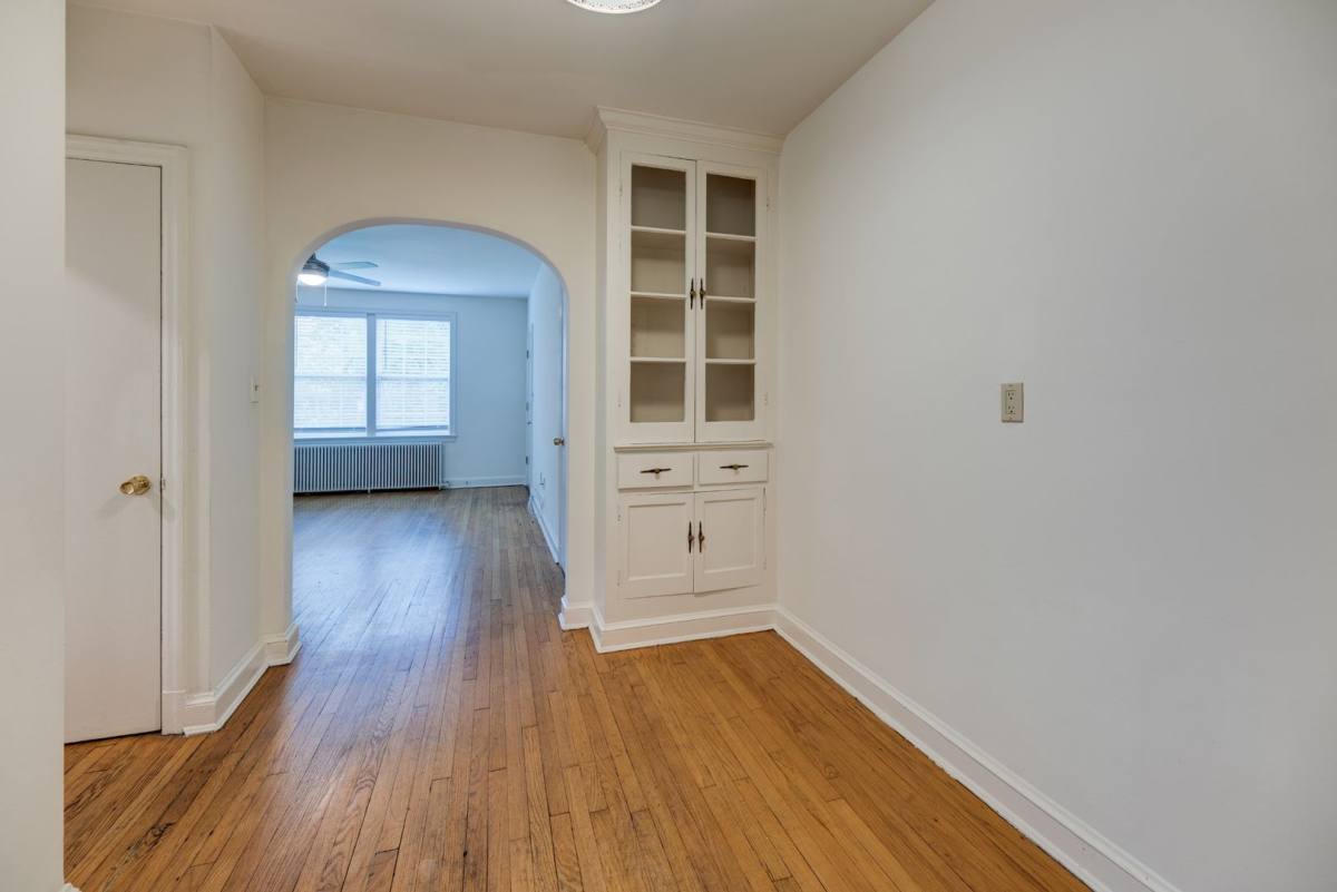 Apartment for rent at 2614 41st St NW, Washington, DC 20007