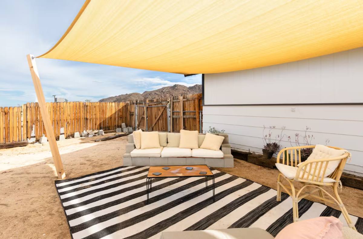 House for rent at 61814 Valley View Circle, Joshua Tree, CA 92252