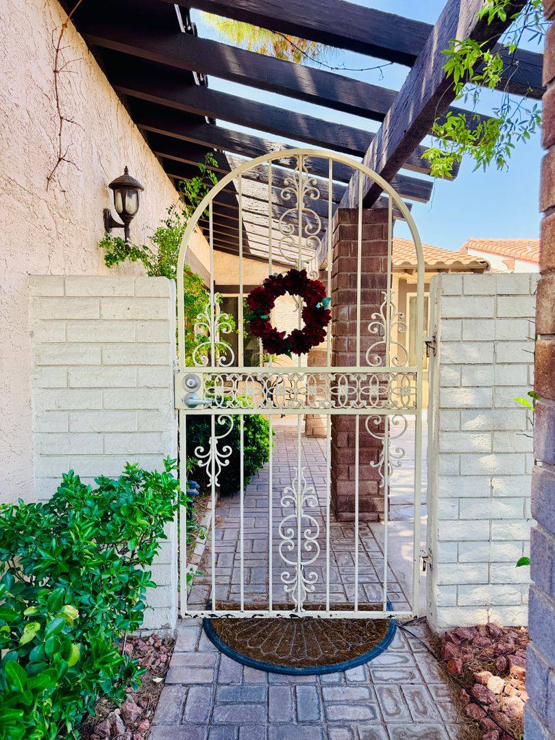 House for rent at 2212 Plaza Del Prado, Las Vegas, NV 89102