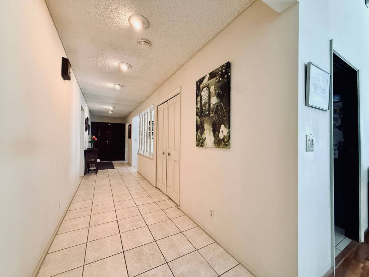 House for rent at 2212 Plaza Del Prado, Las Vegas, NV 89102