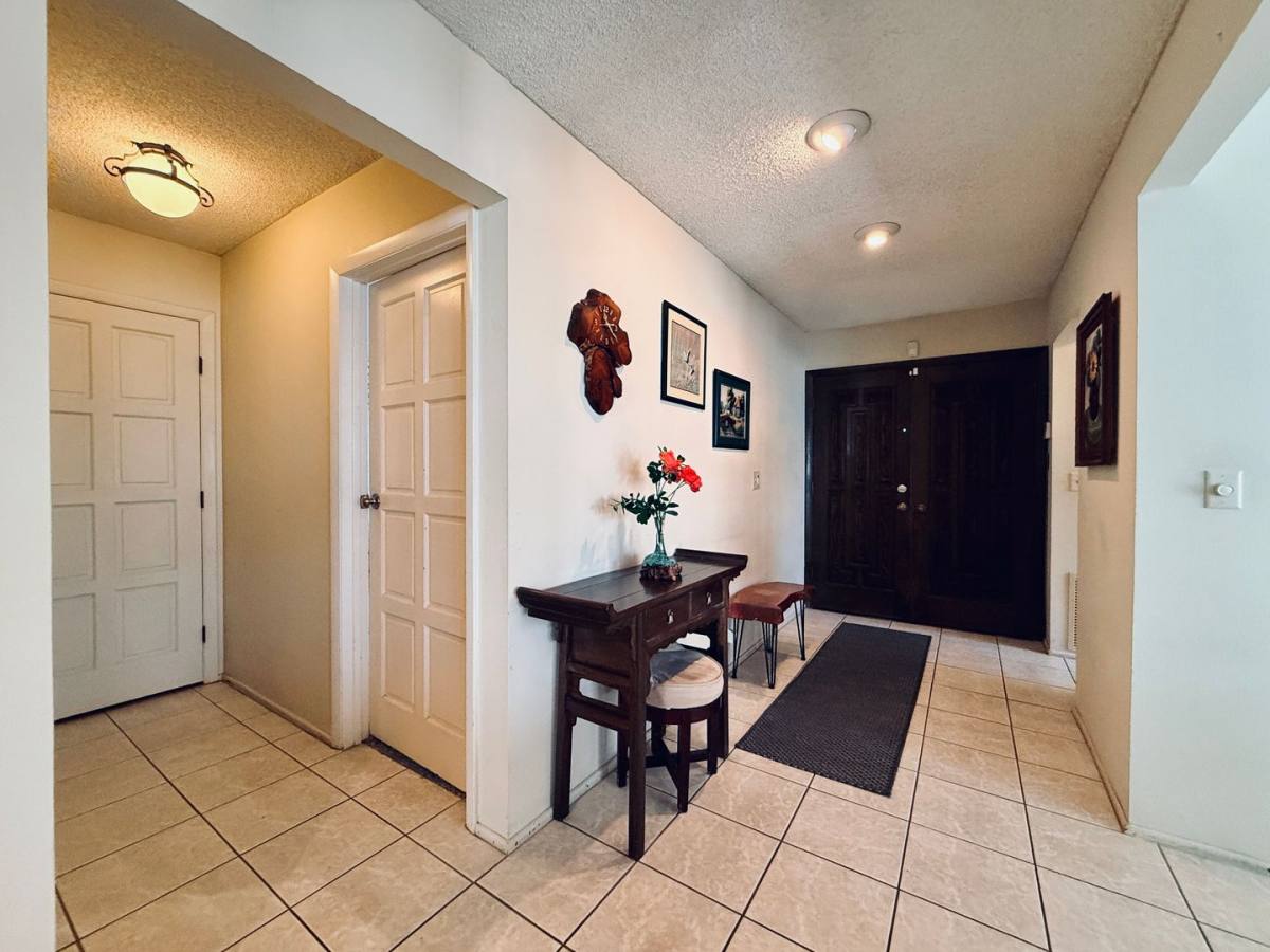 House for rent at 2212 Plaza Del Prado, Las Vegas, NV 89102