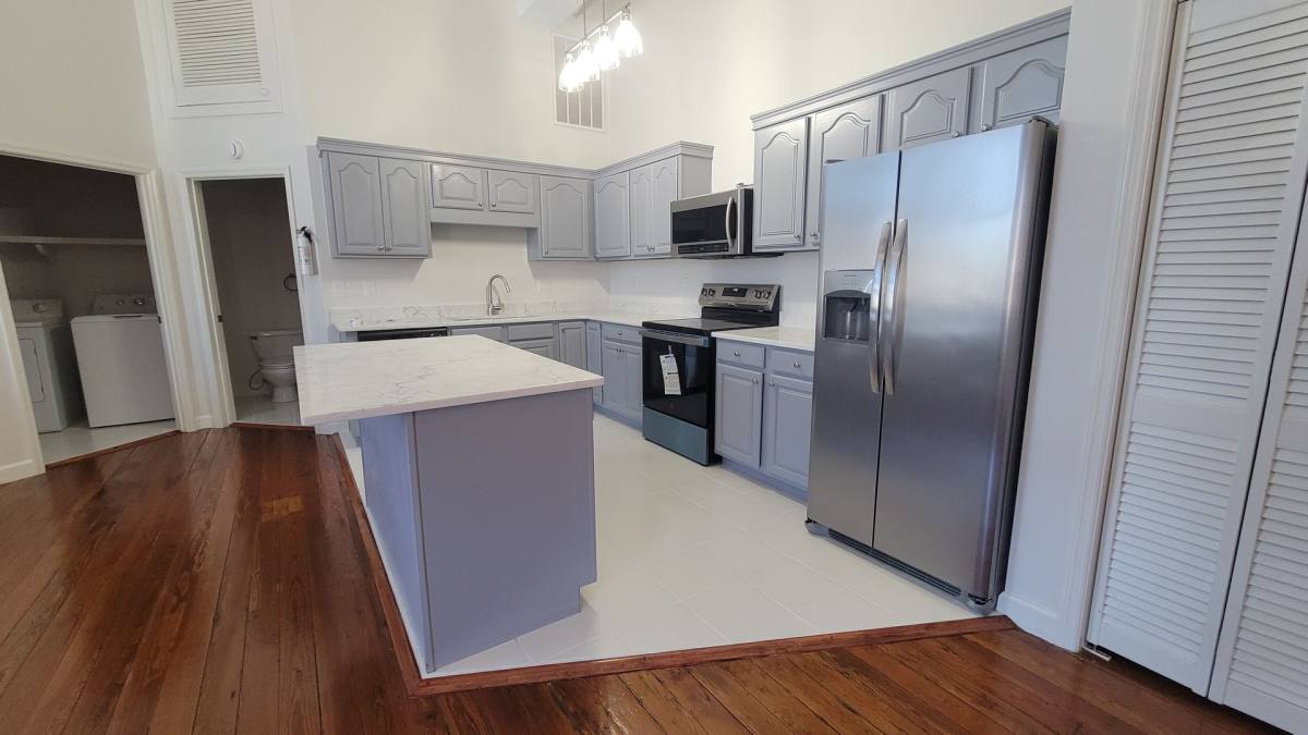 Apartment for rent at 121 W Jackson Ave, Knoxville, TN 37921