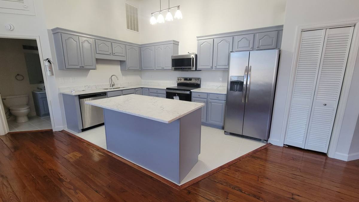 Apartment for rent at 121 W Jackson Ave, Knoxville, TN 37921
