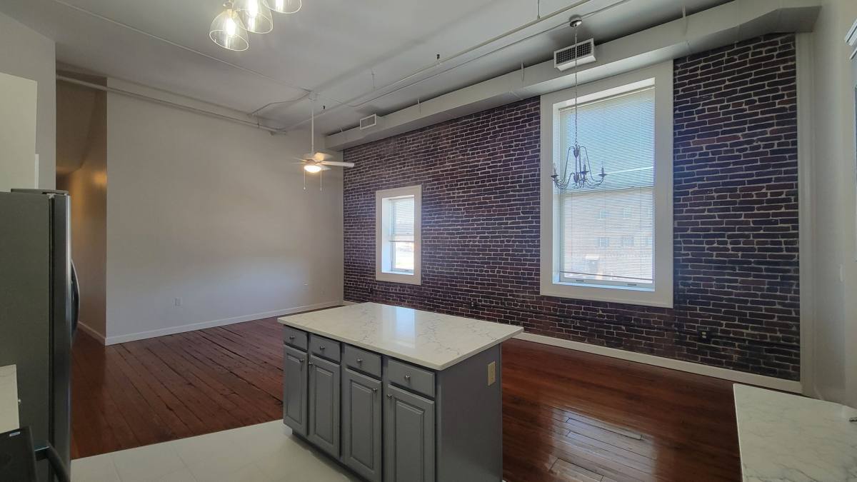 Apartment for rent at 121 W Jackson Ave, Knoxville, TN 37921