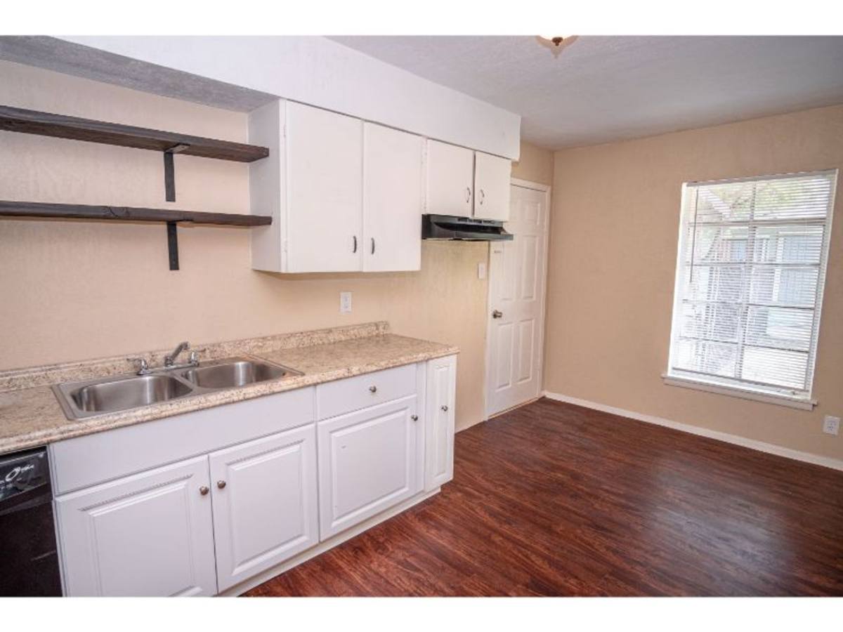 House for rent at 406 Como, San Antonio, TX 78222