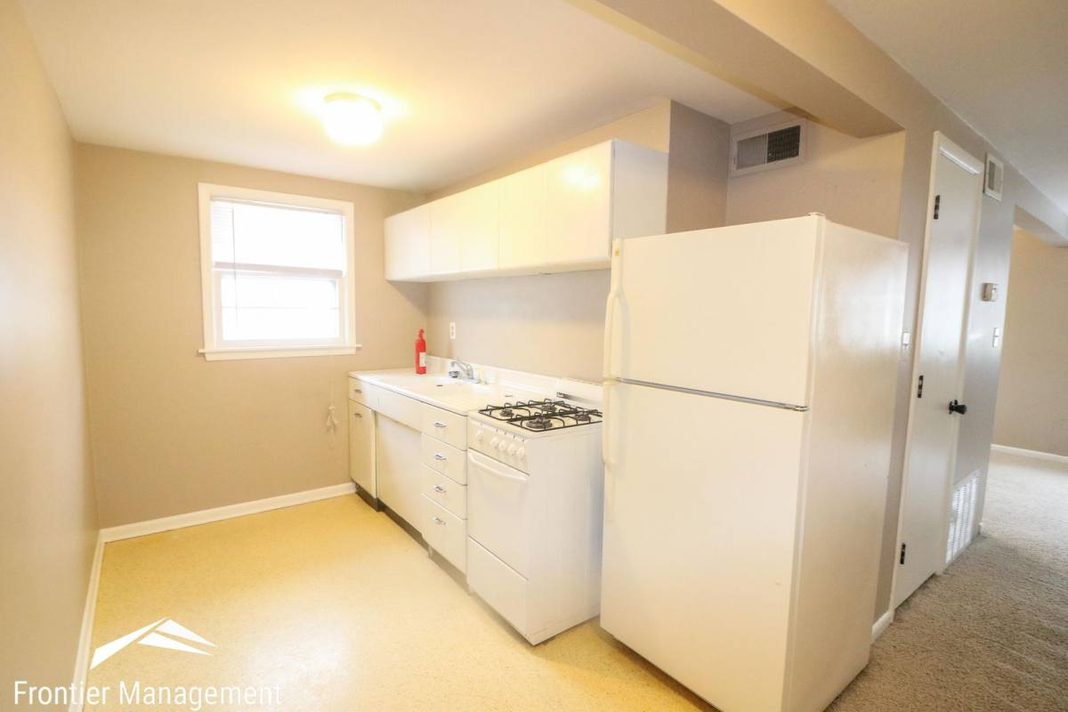 Apartment for rent at 2103 Green Ave, Manhattan, KS 66502