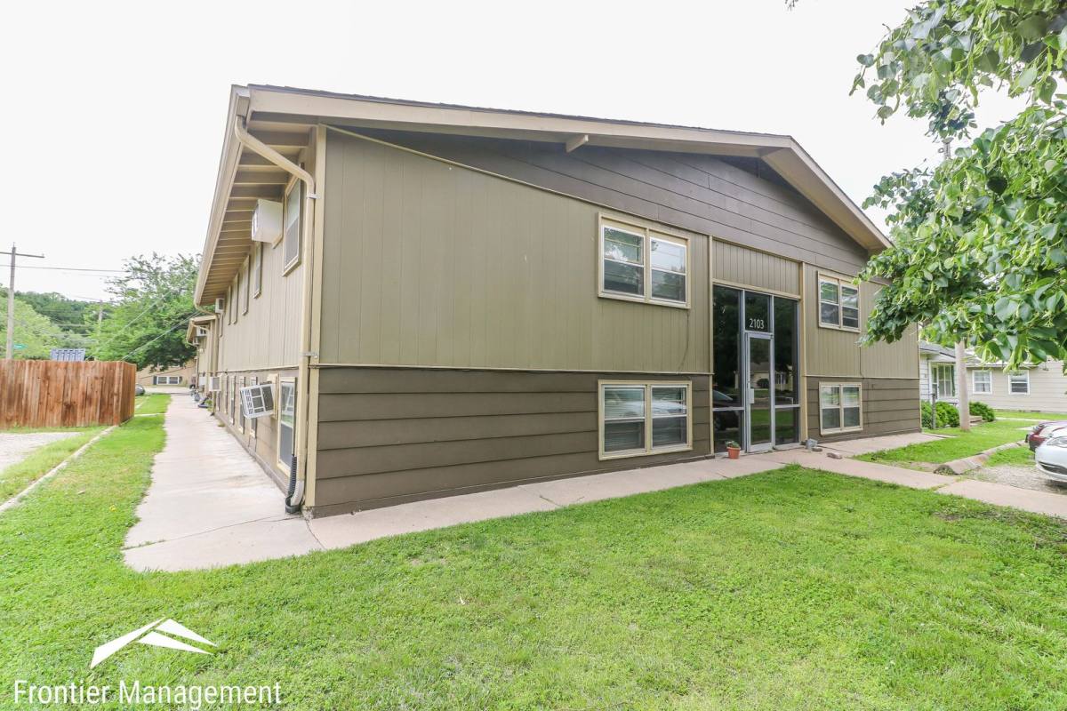 Apartment for rent at 2103 Green Ave, Manhattan, KS 66502