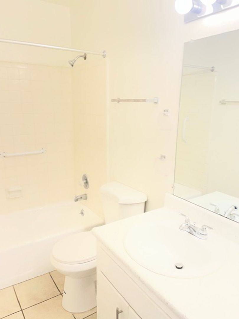Apartment for rent at 1420 N Craycroft Rd, Tucson, AZ 85712