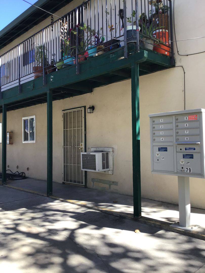 Apartment for rent at 1027 F St, Marysville, CA 95901