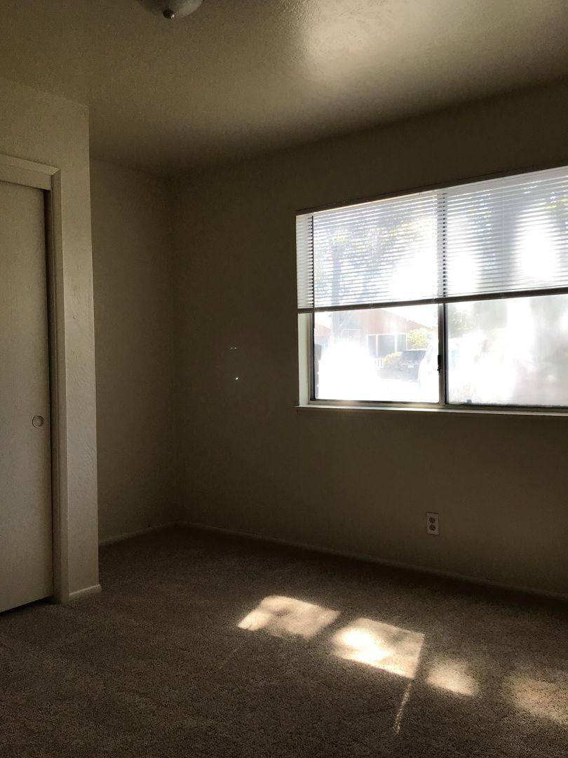 Apartment for rent at 1027 F St, Marysville, CA 95901