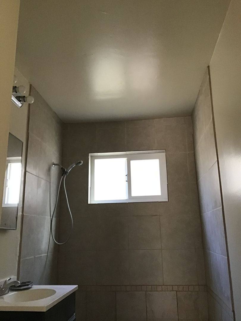 Apartment for rent at 1027 F St, Marysville, CA 95901