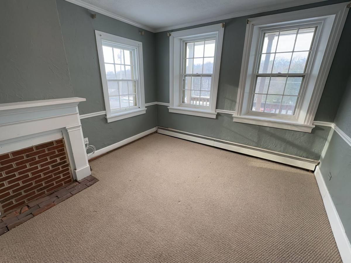 House for rent at 4672 Myers Rd, Glen Rock, PA 17327