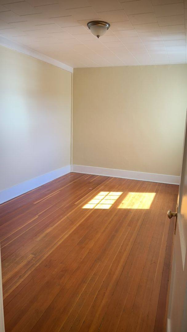 Apartment for rent at 38 N Oakdale Ave, Medford, OR 97501
